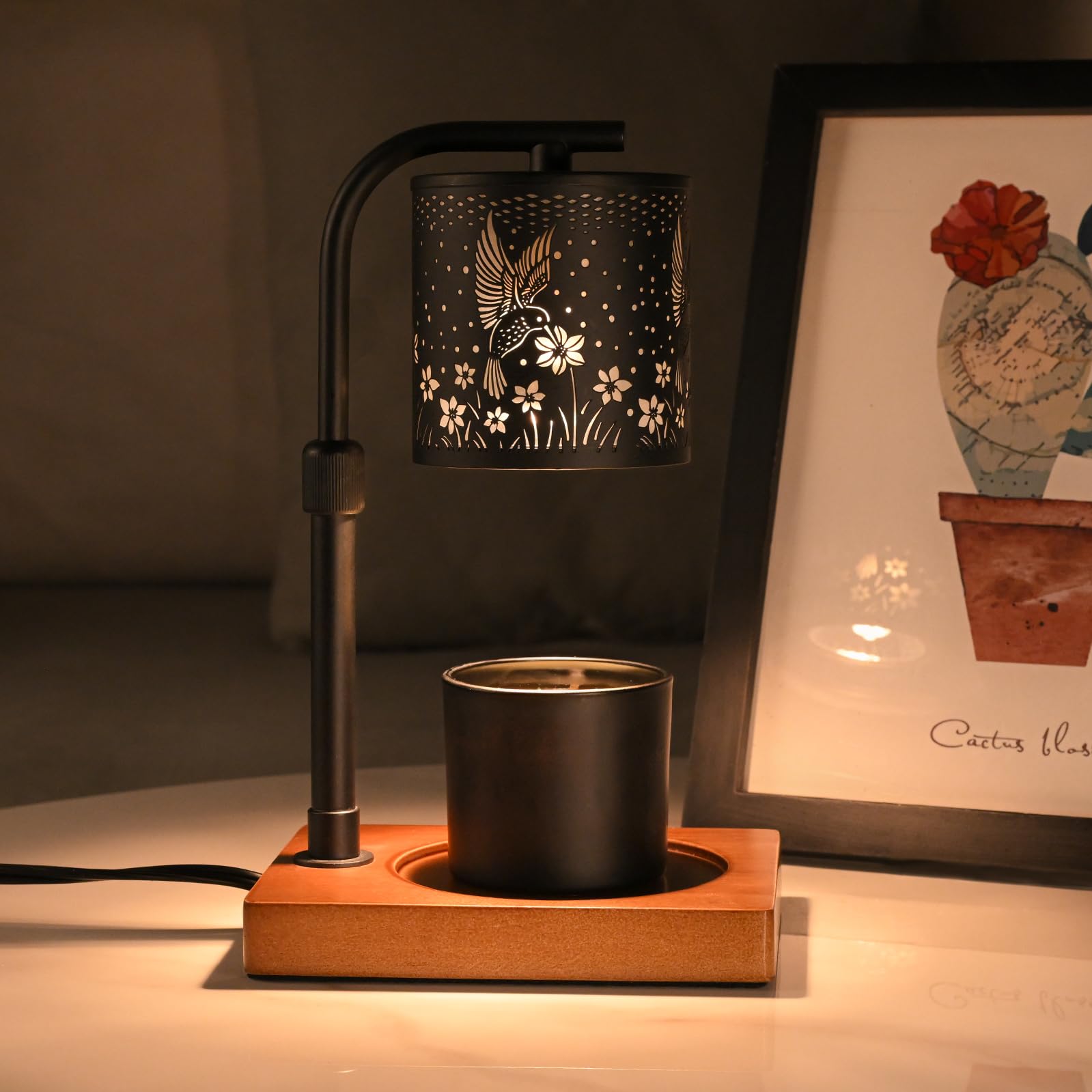 Eandisom candle warmer lamp with timer for safe, aromatic ambiance without open flames.