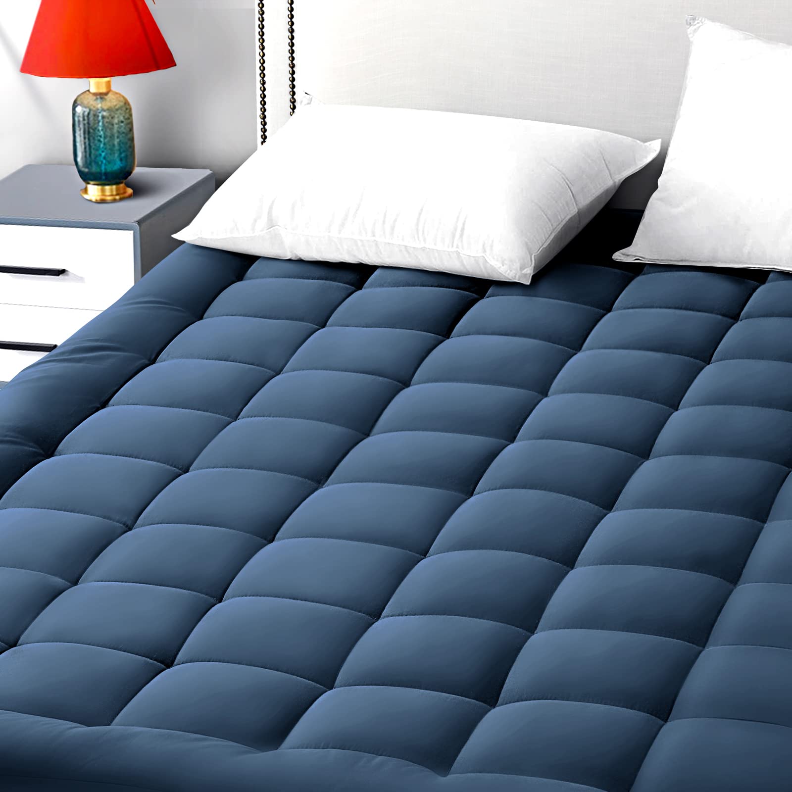 EASELAND king size mattress pad closeup reveals soft fabric for comfortable nights.