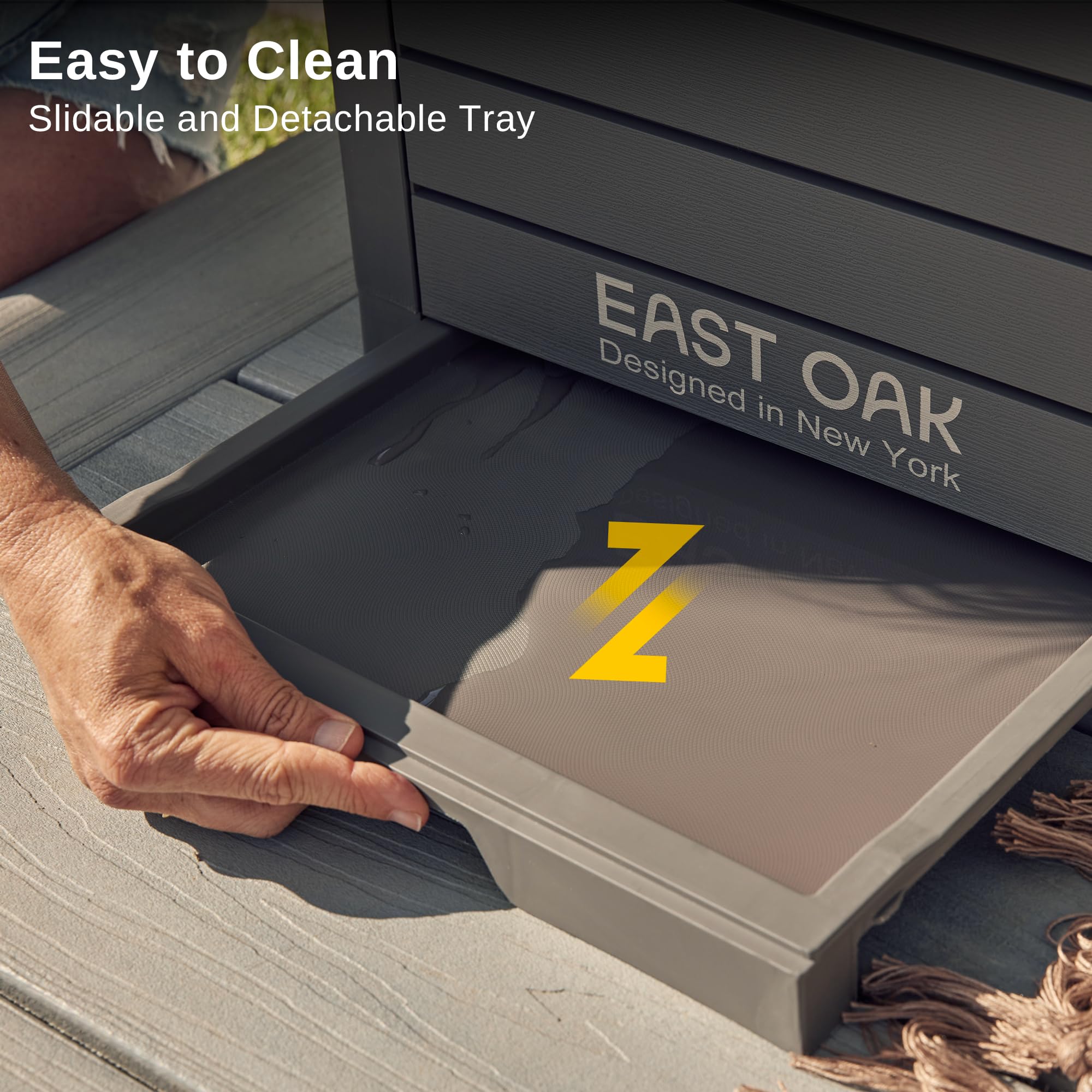 EAST OAK double lid design concealing bags for cleaner outdoor space