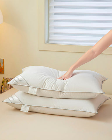Eastwarmth cotton cover emphasizes skin-friendly, breathable, and durable material.