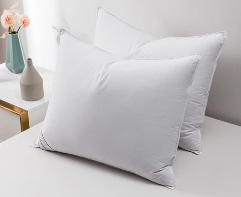 Eastwarmth pillow side-sleeping view for ideal alignment during back and side sleep.