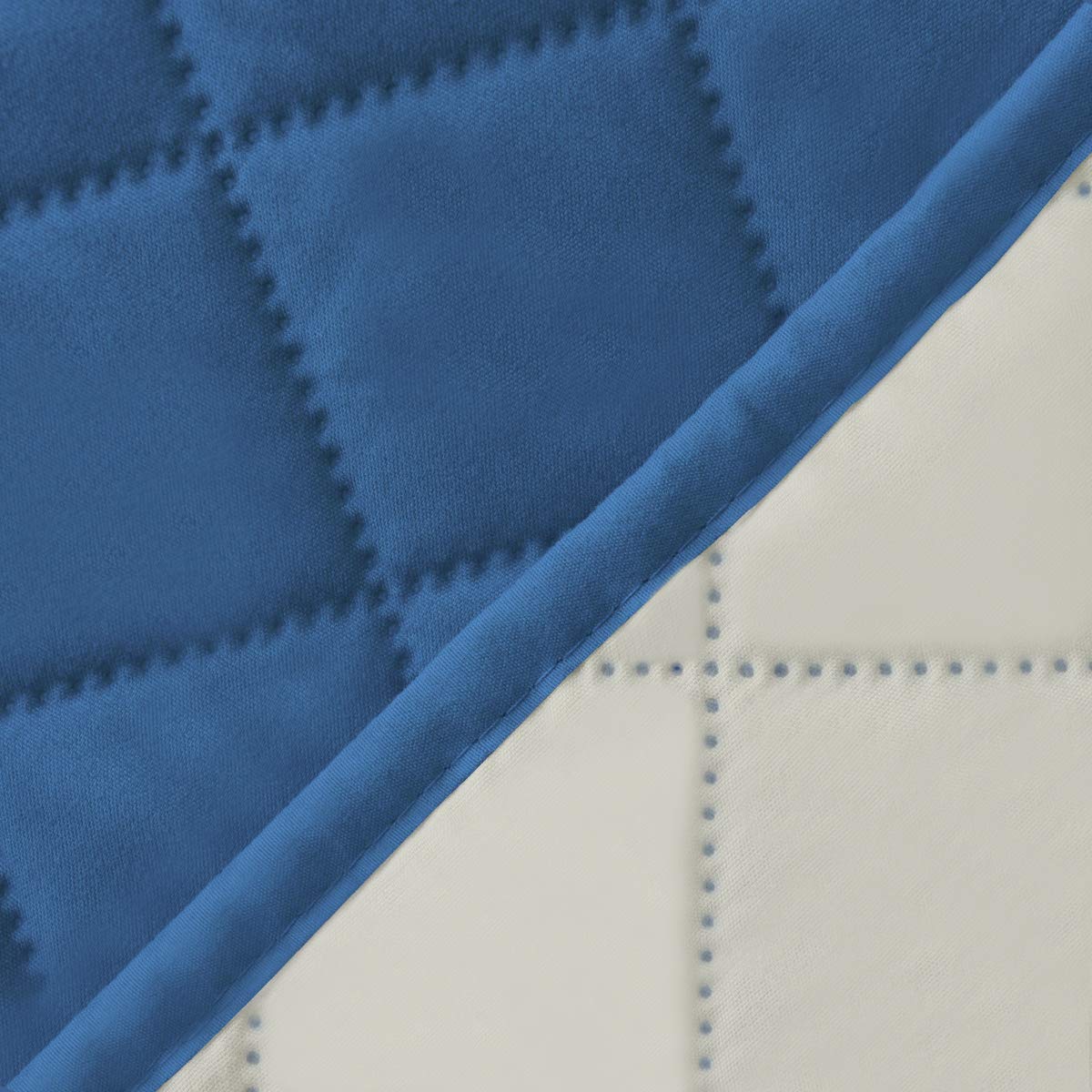 Machine-washable Easy-Going couch cover for quick cleaning.