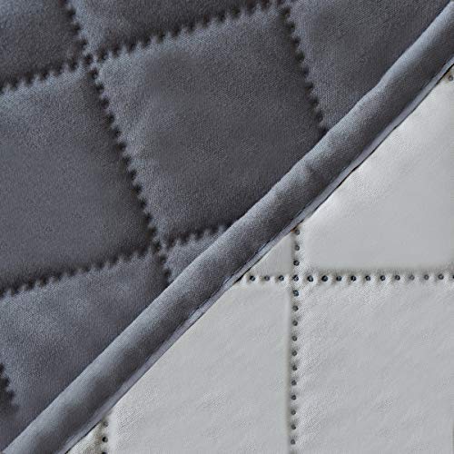 Easy-Going machine washable slipcover simplifies cleaning after messes.