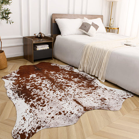 Easycozy wood-floor friendly rug blends western decor with modern interiors.