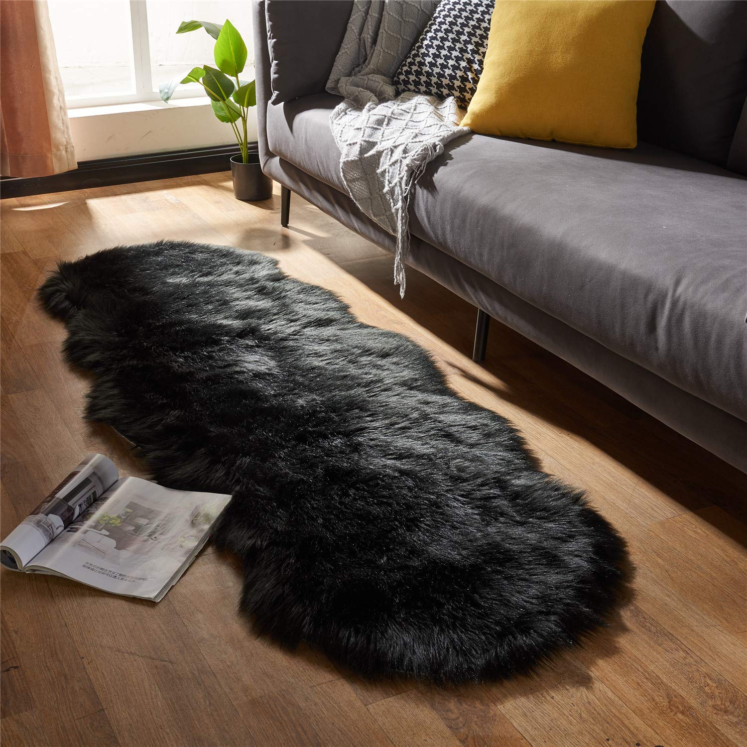 EasyJoy rug with anti-slip backing stays in place on wooden floors.