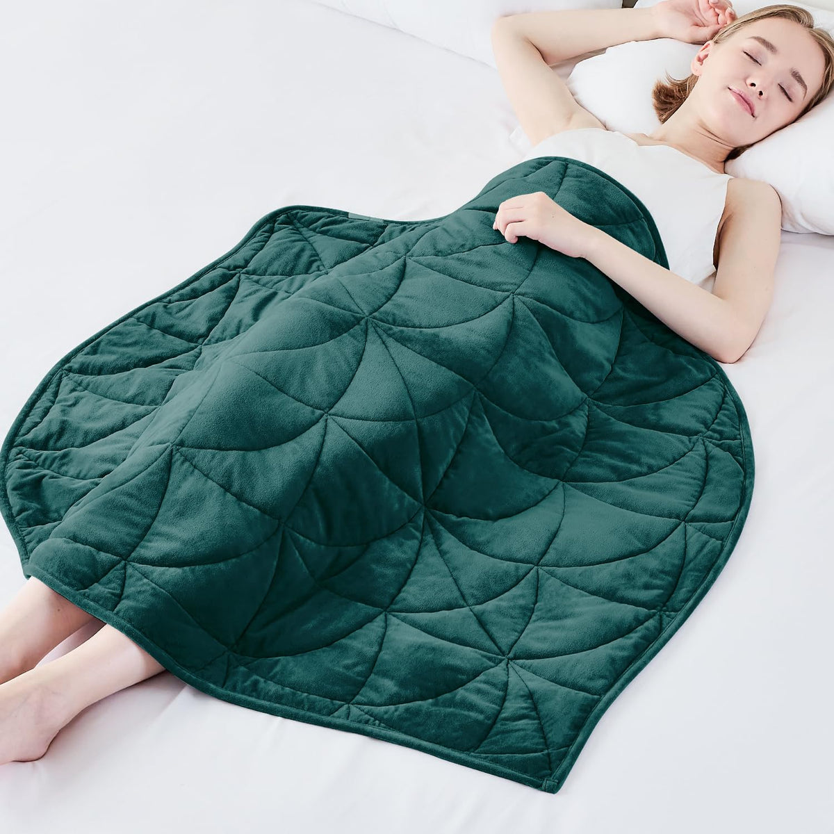 Eazfy Pro leaf-design weighted blanket adds cozy style and hug-like comfort.