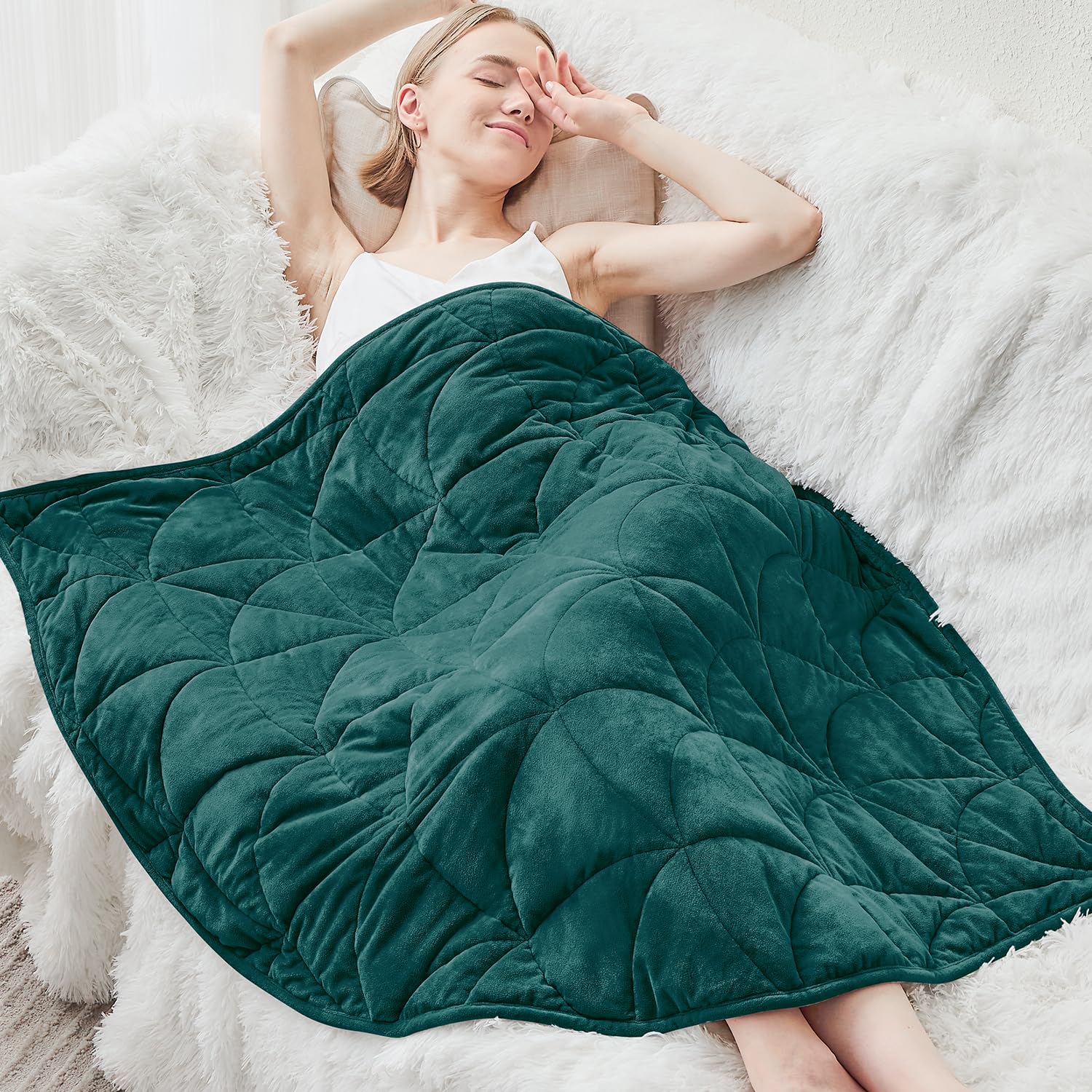 Eazfy Pro machine-washable construction ensures easy care and lasting softness.