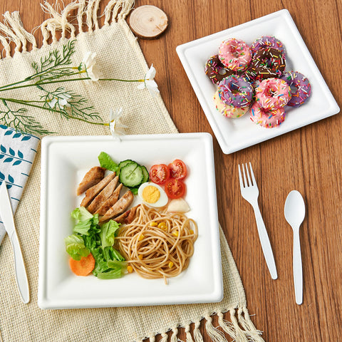 Freezer-friendly ECOLipak plates maintain shape for meal prep and storage.