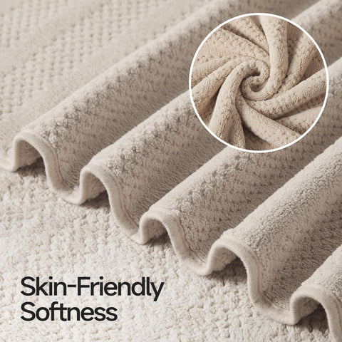 ECOLOOK multicolor towel set adds vibrant bathroom style
