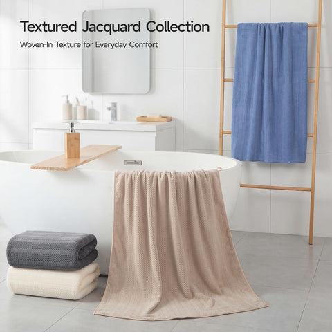ECOLOOK towel close-up highlights soft coral fleece texture