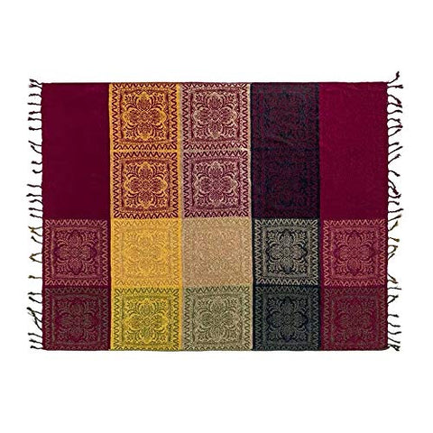 Edcooy Boho Throw Blanket edges detail; durability and jacquard pattern.