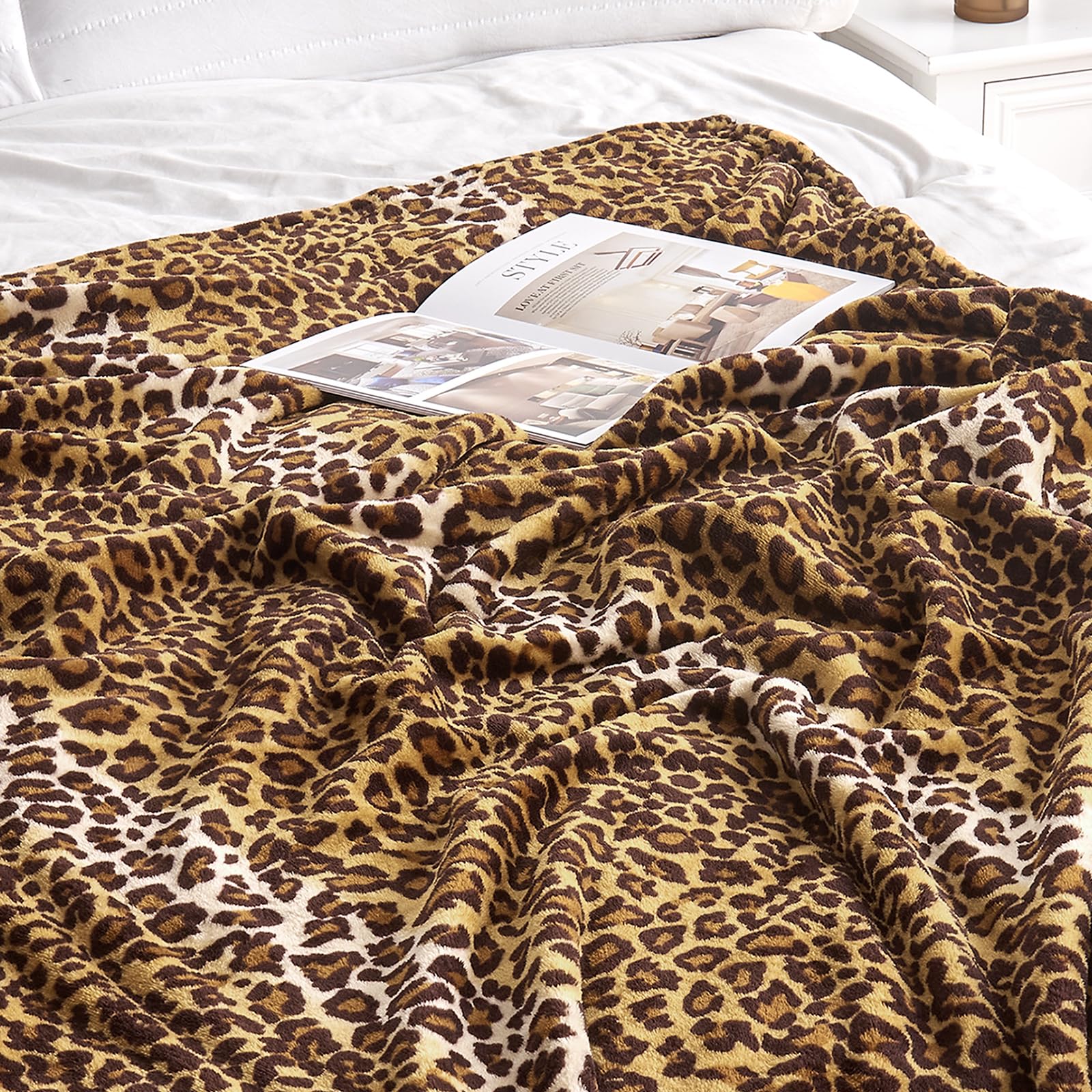 Edenleaf leopard blanket close-up shows plush texture and durability.