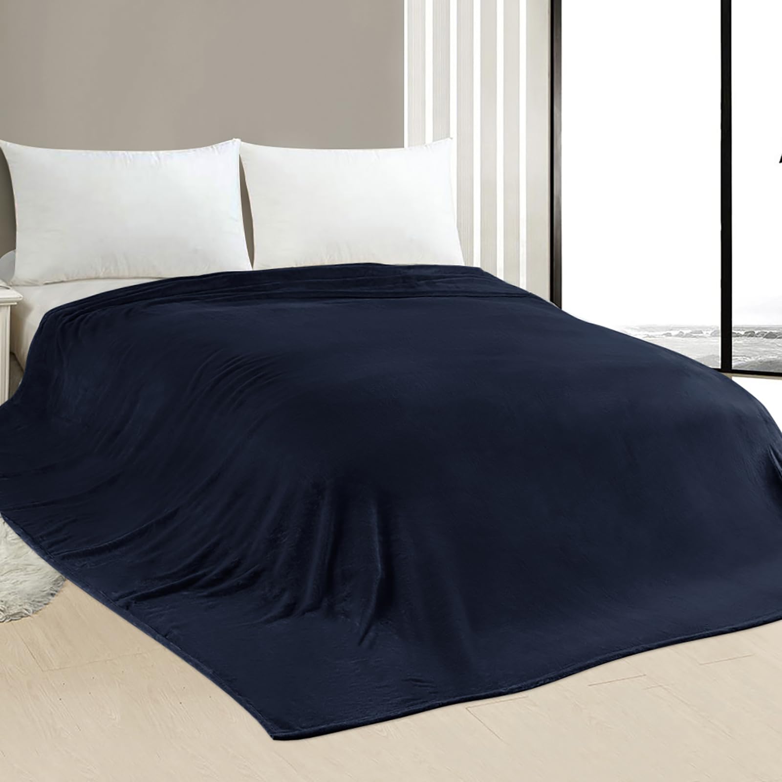 Edenleaf 120x120 navy blanket promoting family warmth during movie night