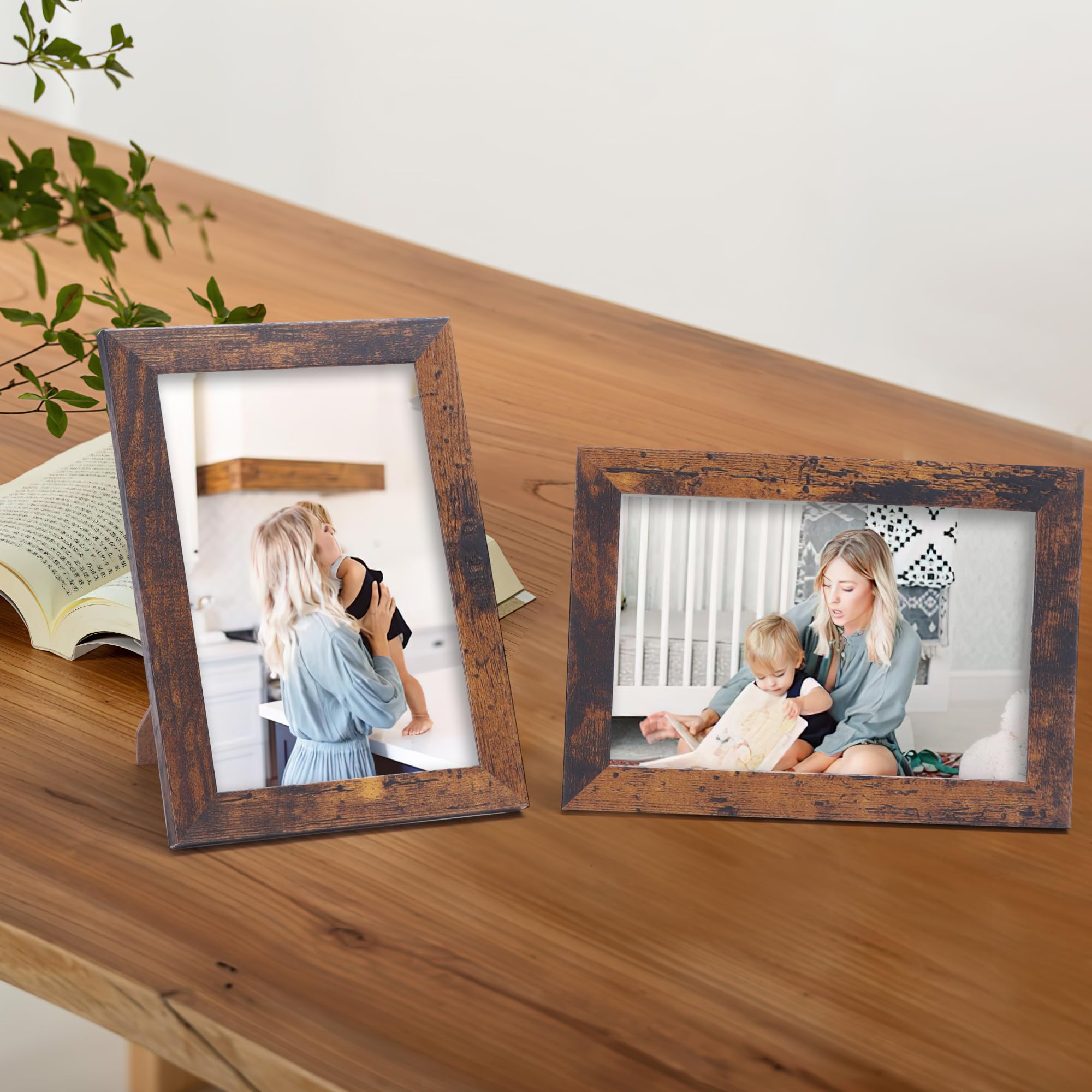 Edenseelake included stand and traceless nails enable versatile placement.