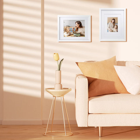 Egofine includes two mats for flexible sizing of photos.