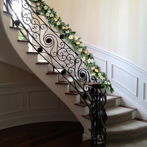 egolot green leaves garland suitable for indoor and outdoor use.