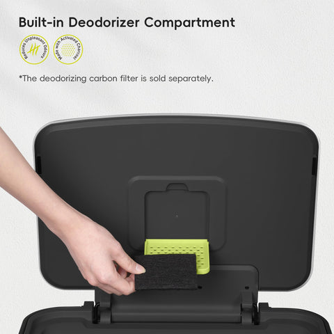 EKO Hudson wide opening simplifies liner placement and bag removal.
