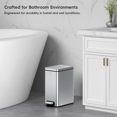 Soft-close lid demonstrates quiet operation during daily use.