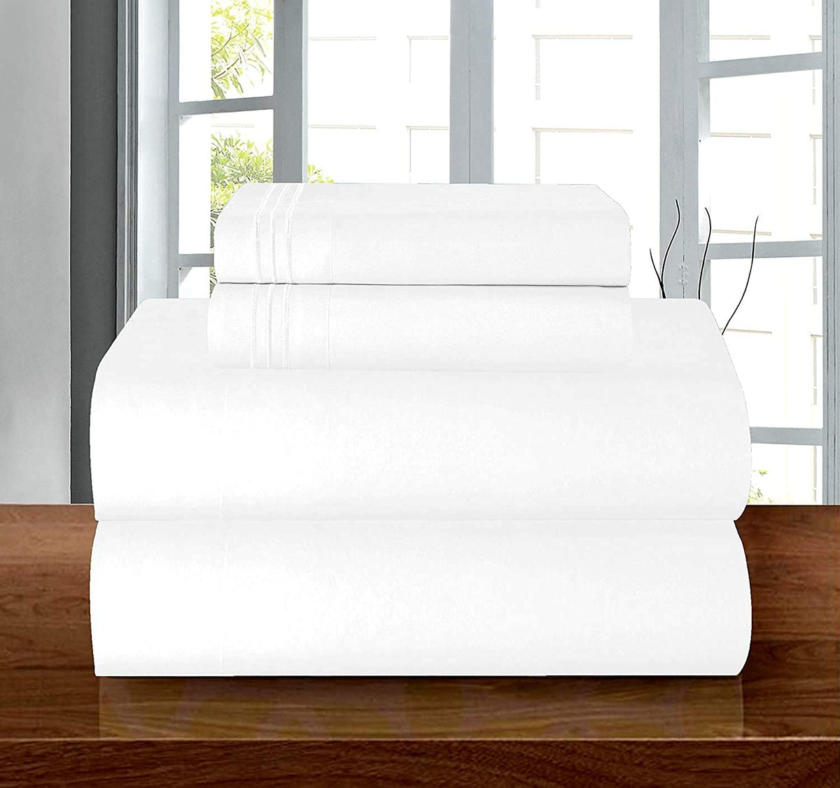 Elegant Comfort luxury soft 1500 Premier full flat sheet shows silky, breathable surface.