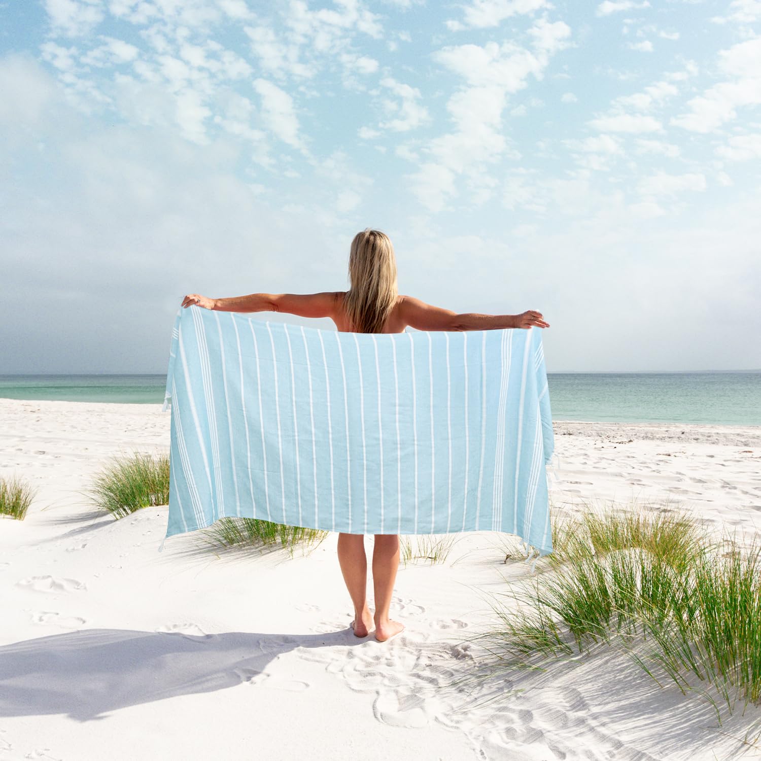 Eliamo lightweight Turkish towel packs easily for travel.