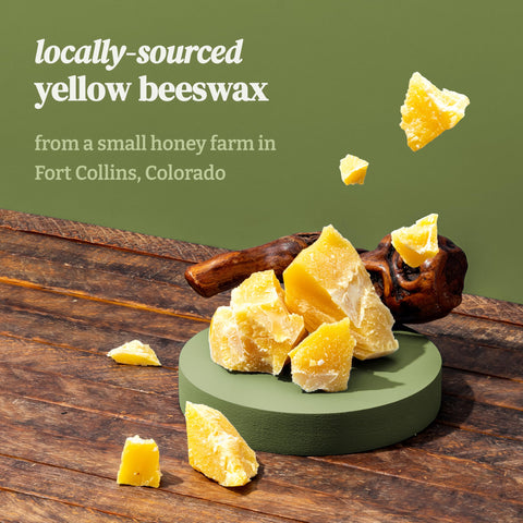 Elk Field Air-Purifying Beeswax Candle helps refresh indoor air naturally.