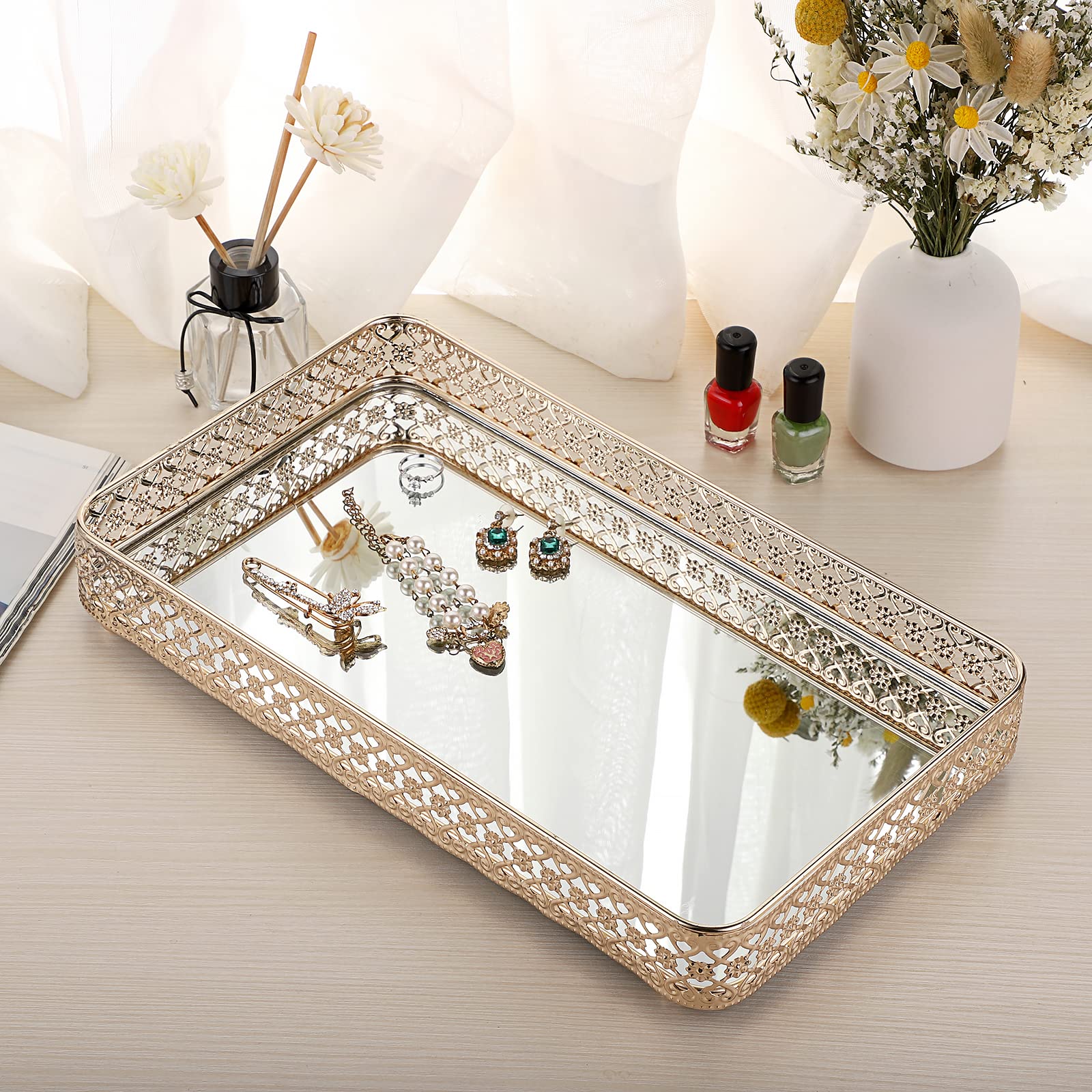 ELLDOO jewelry-trinket organizer separates rings, bracelets, and small accessories.