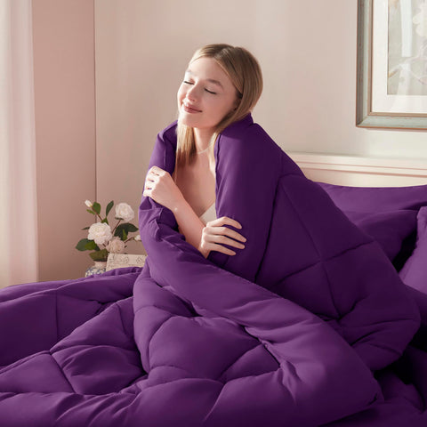 ELNIDO QUEEN Flat sheet 90x102 offers silky microfiber feel.