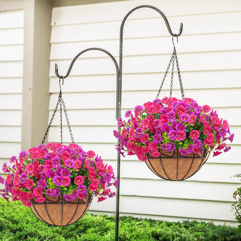 Elyum steel-framed hanging basket resists rust for lasting outdoor display.