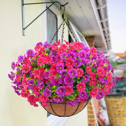 Elyum blooms crafted from silk and plastic with realistic flower texture.