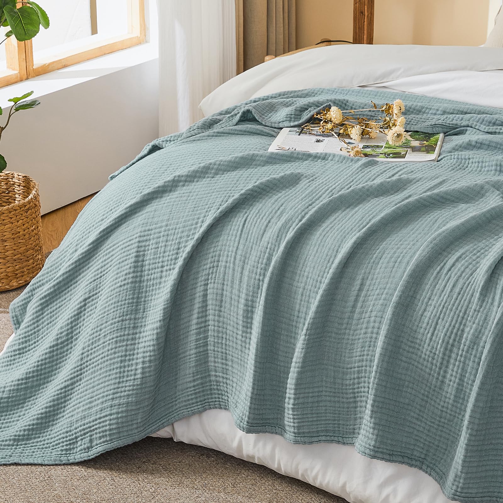 EMME Cotton Muslin Large Throw Blanket is machine washable for easy care