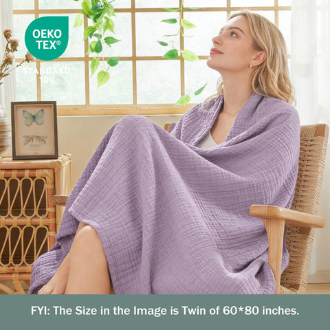 EMME soft muslin texture close-up highlights gentle, skin-friendly fabric.