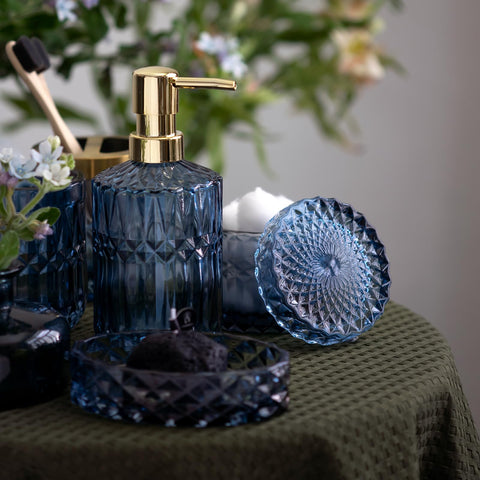 EMPO 6-piece set display showcases crystal blue elegance.