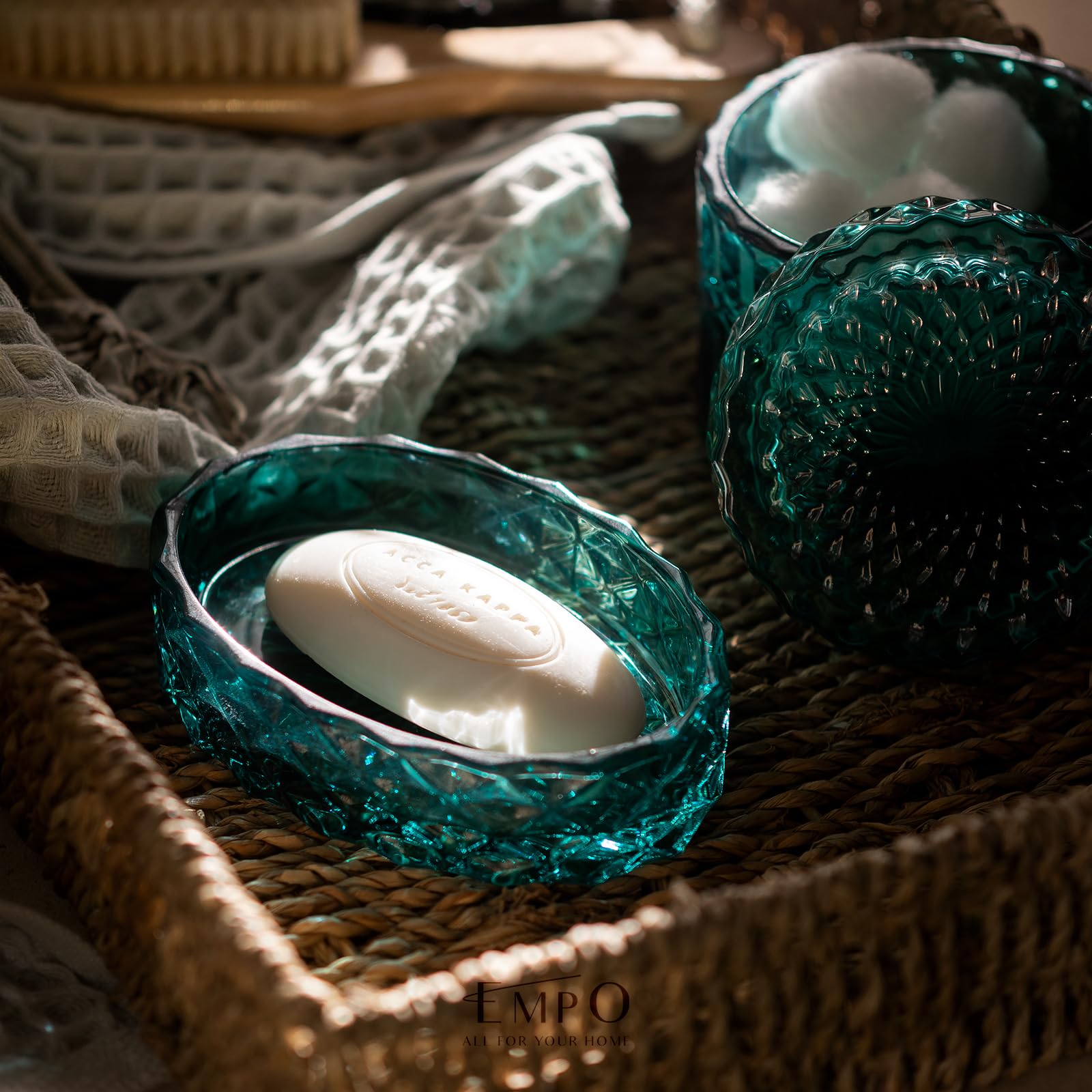 EMPO soap dish close-up highlights diamond-cut clarity