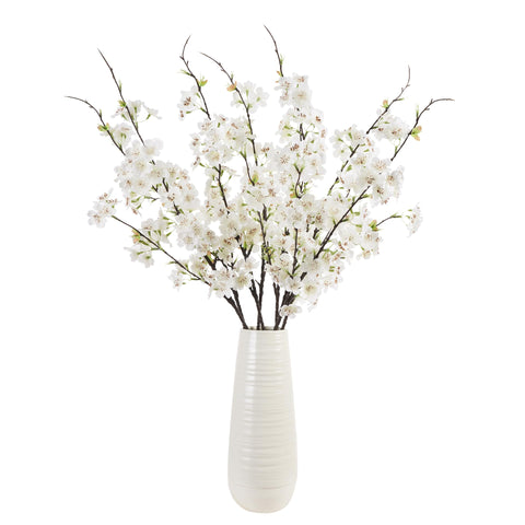 ENALGRE wedding-friendly cherry blossom branches to decorate ceremonies