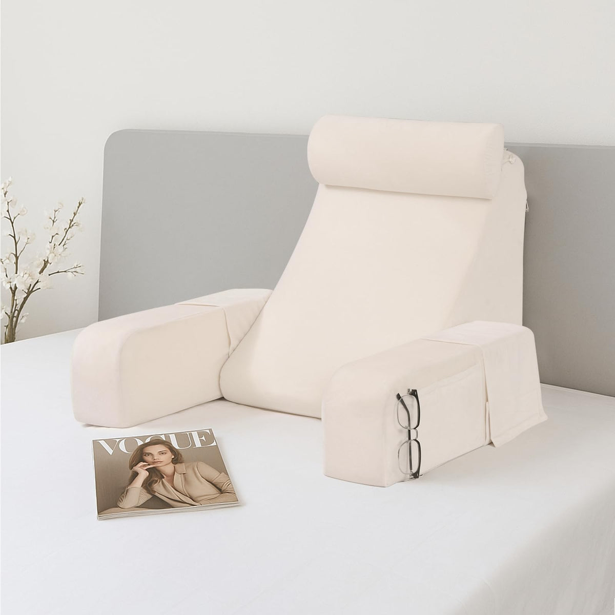 ENITYA back pillow with angled backrest supporting neck during reading