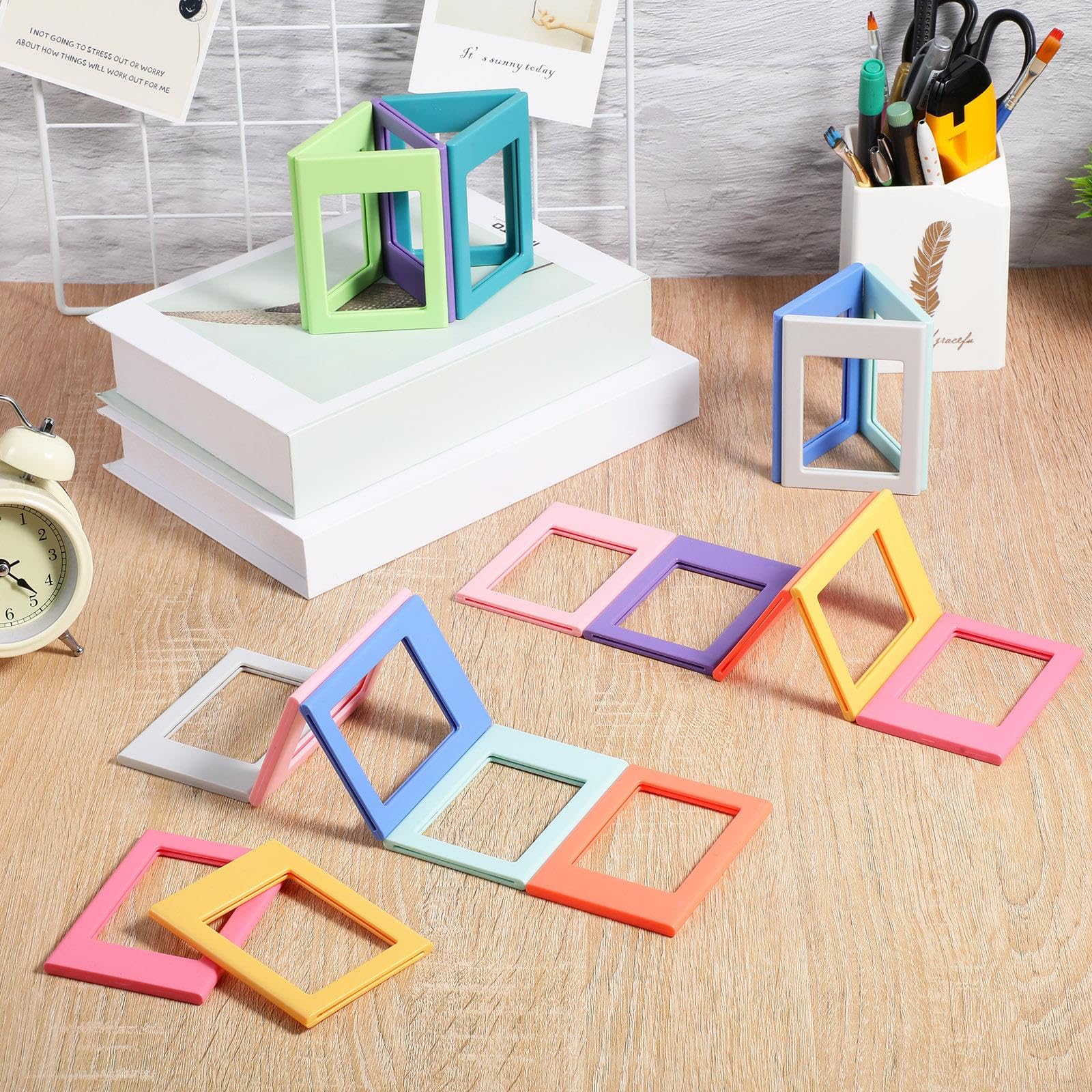 Epakh durable magnetic frames resist breakage and keep photos tidy.