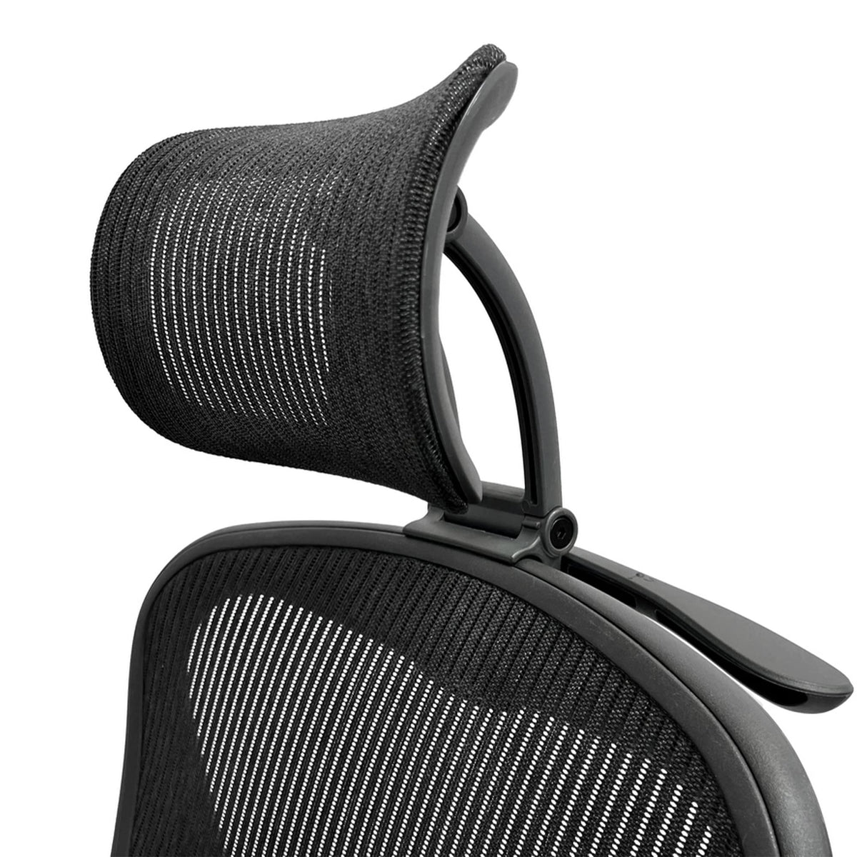 ERGOKING headrest attachment on Aeron chair provides secure neck support.