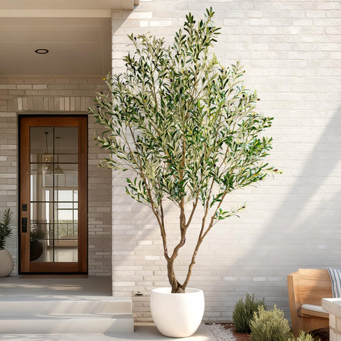 Erimda ready-to-decorate centerpiece ships complete for immediate styling.