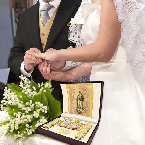 ESNOY 13 gold wedding coins bundled in a protective wrap for secure delivery