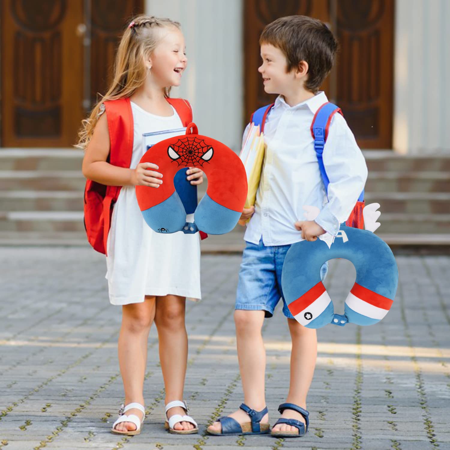 ETOILESEA kid enjoying travel pillow showcases kid-friendly comfort on planes.