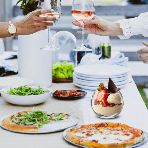 Etolies bulk vase set of 12 simplifies event styling.