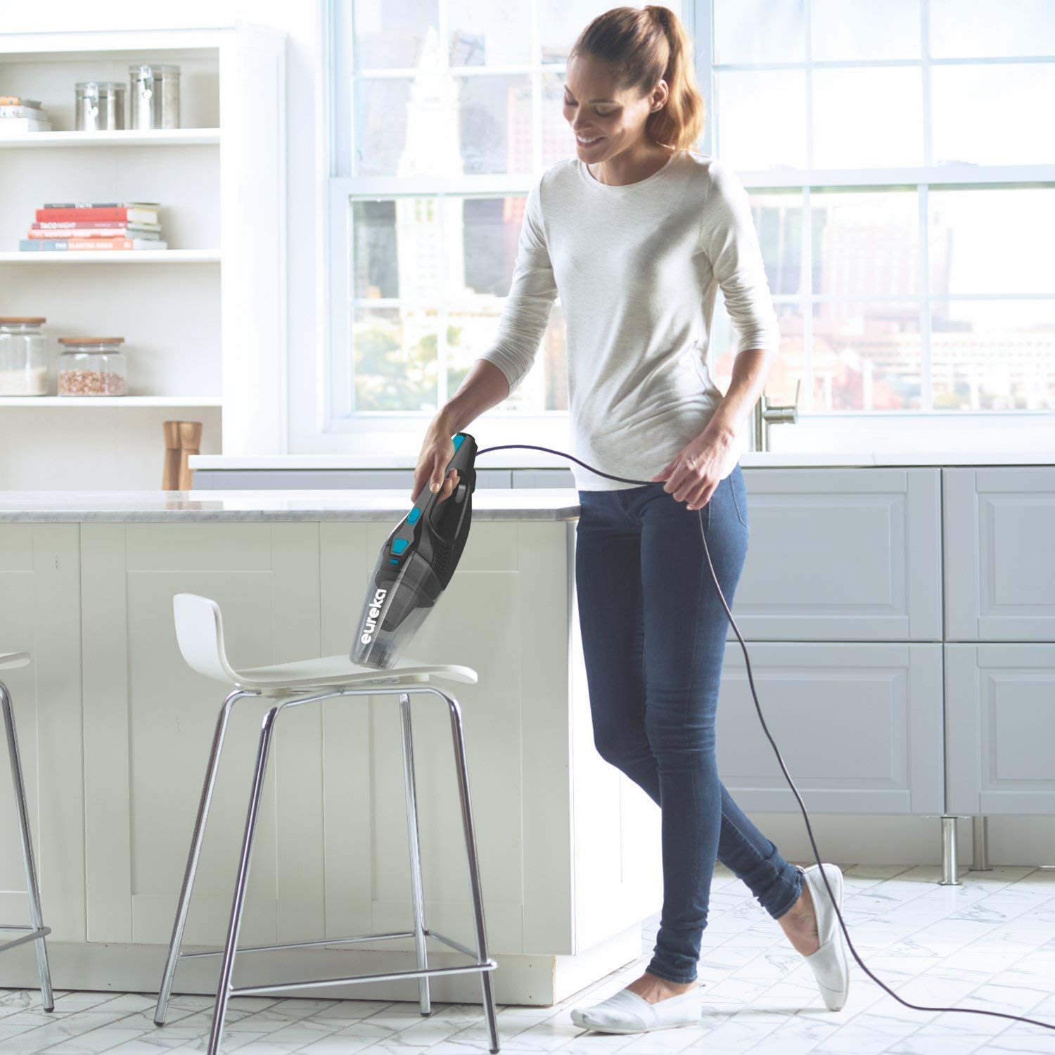 Eureka Blaze 18-foot cord provides extended reach for larger rooms
