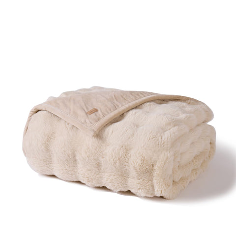 EverGrace gift-ready luxury fur throw ideal for gifting.