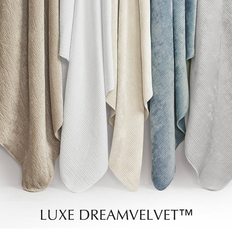 EverGrace Velvet Quilt King, includes two shams for a complete bed setup