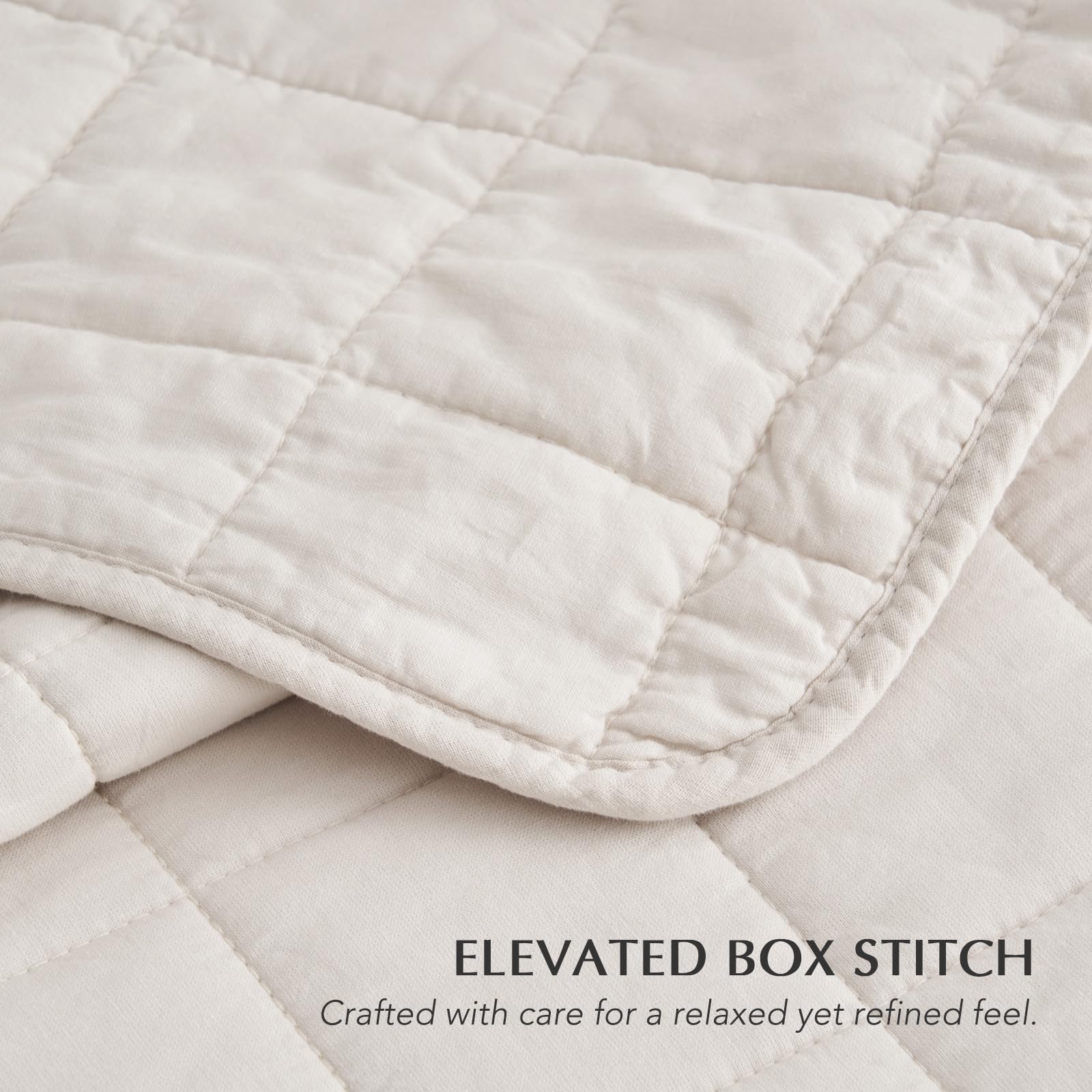 EVERGRACEHOME 100% cotton-softness texture highlights breathable, lightweight feel for all seasons.