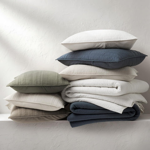EVERGRACEHOME breathable cotton for all-season use and light warmth.
