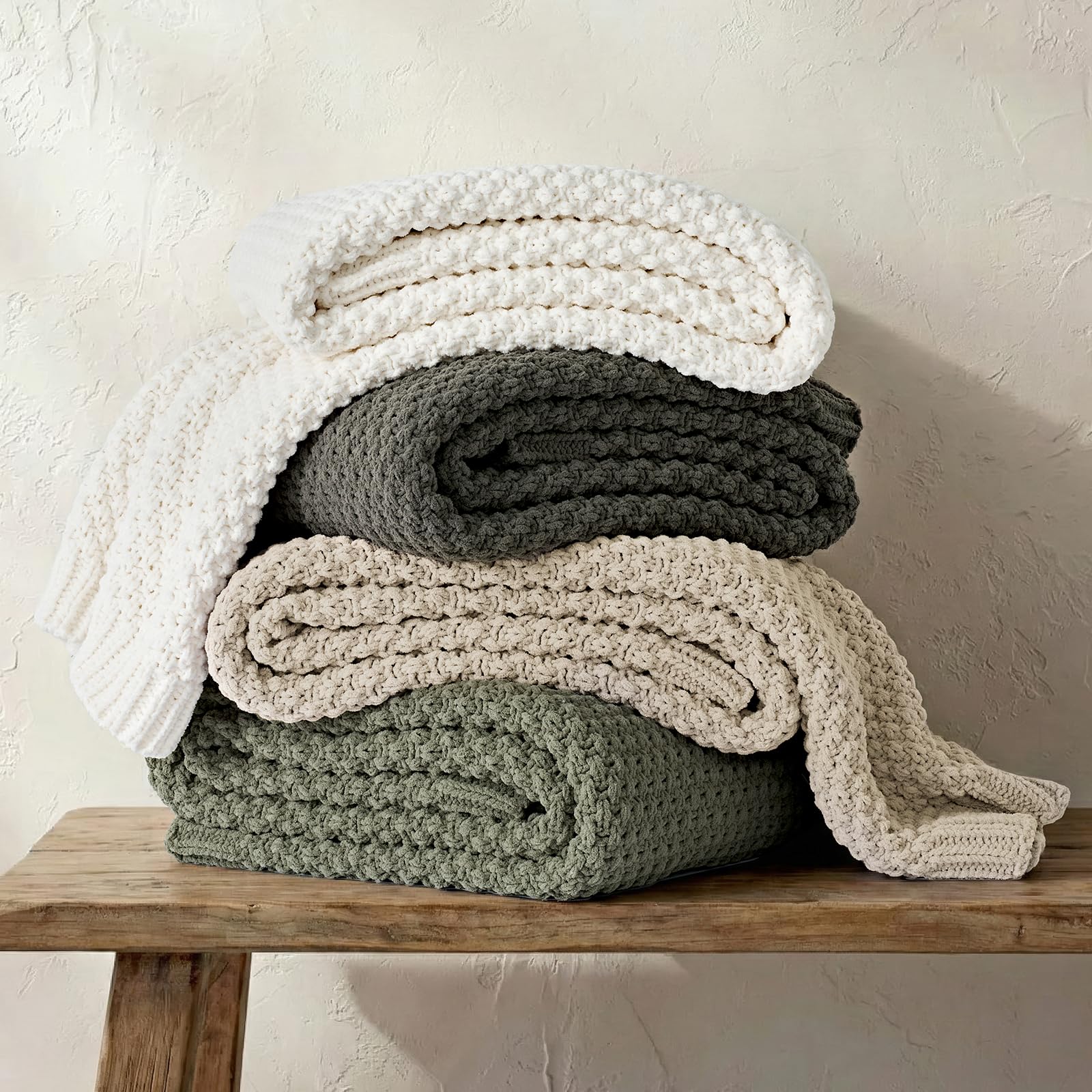 EVERGRACEHOME cozy-bedroom-decor idea with moss-stitch texture and warm fiber