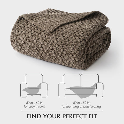 EVERGRACEHOME cozy texture throw invites lounging and relaxing hours.