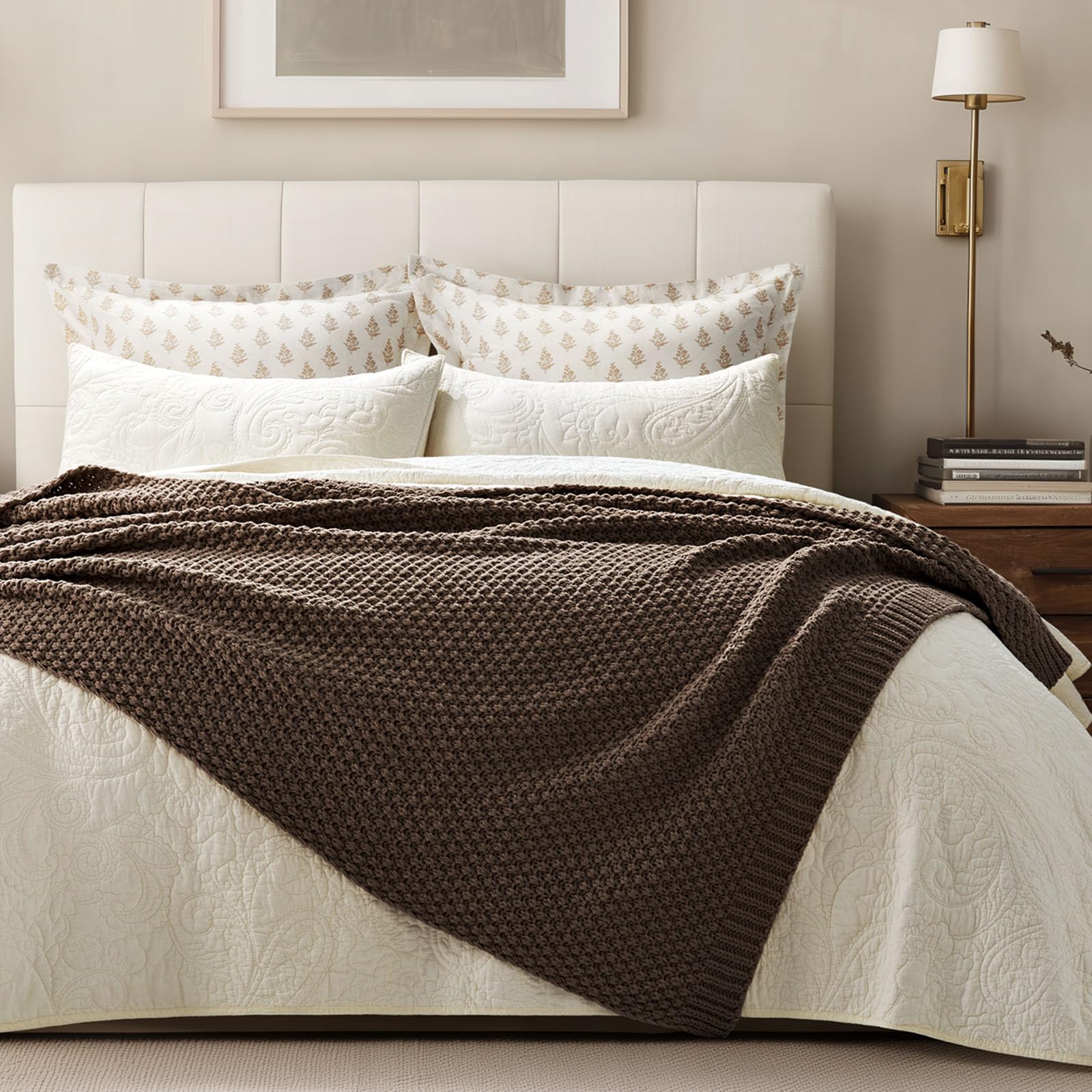 EVERGRACEHOME easy-care chenille material is machine washable
