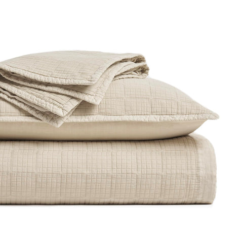 EVERGRACEHOME eco-conscious dyes and fabric blend for gentle touch